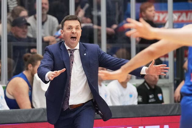 Igor Jovovic Head Coach MBC , Syntainics MBC vs ALBA BERLIN, Basketball Bundesliga, Maenner, 2021 2022, 29 Spieltag, 10 04 2022, Syntainics MBC vs ALBA BERLIN, Basketball Bundesliga, Maenner, 2021 2022, 29 Spieltag, 10 04 2022, Weissenfels Copyright: xEibner-Pressefoto EckehardxSchulzx ep_eer