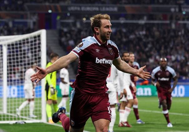 Mandatory Credit: Photo by Simon Dael Shutterstock (12893327be) Craig Dawson of West Ham United scores and celebrates 0-1 Olympique Lyonnais v West Ham United, UEFA Europa League, Quarter Final, Second Leg, Football, Groupama Stadium, Lyon, France - 14 Apr 2022 EDITORIAL USE ONLY No use with unauthorised audio, video, data, fixture lists, club league logos or live services. Online in-match use limited to 120 images, no video emulation. No use in betting, games or single club league player publications. Olympique Lyonnais v West Ham United, UEFA Europa League, Quarter Final, Second Leg, Football, Groupama Stadium, Lyon, France - 14 Apr 2022 EDITORIAL USE ONLY No use with unauthorised audio, video, data, fixture lists, club league logos or live services. Online in-match use limited to 120 images, no video emulation. No use in betting, games or single club league player publications. Copyright: xSimonxDael Shutterstockx 12893327be