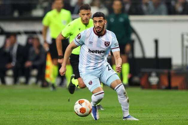 Mandatory Credit: Photo by Simon Dael Shutterstock (12925375dn) Pablo Fornals of West Ham United Eintracht Frankfurt v West Ham United, UEFA Europa League, Semi Final, Second Leg, Football, Deutsche Bank Park, Frankfurt, Germany - 05 May 2022 EDITORIAL USE ONLY No use with unauthorised audio, video, data, fixture lists, club league logos or live services. Online in-match use limited to 120 images, no video emulation. No use in betting, games or single club league player publications. Eintracht Frankfurt v West Ham United, UEFA Europa League, Semi Final, Second Leg, Football, Deutsche Bank Park, Frankfurt, Germany - 05 May 2022 EDITORIAL USE ONLY No use with unauthorised audio, video, data, fixture lists, club league logos or live services. Online in-match use limited to 120 images, no video emulation. No use in betting, games or single club league player publications. Copyright: xSimonxDael Shutterstockx 12925375dn