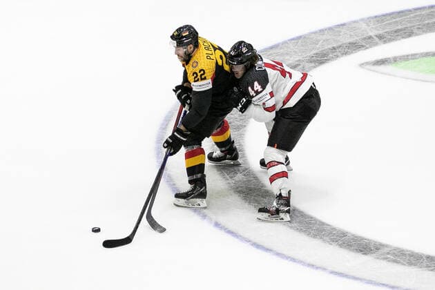 May 13, 2022, Helsinki, Finland: Helsinki, Finland, Ice Hall, May 13, 2022, Â 2022 - IIHF-Finland during World Championship, WM, Weltmeisterschaft - Germany vs Canada - Ice hockey, Eishockey Ice Hockey - World Championship - Germany vs Canada, Helsinki, Finland - ZUMAl164 20220513_zsa_l164_270 Copyright: xAndreaxRex