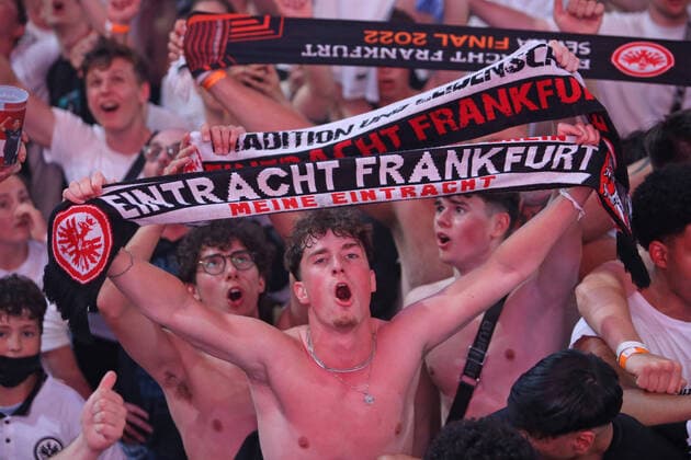 Emotions to victory, fans at pubic viewing, emotions from the fans who stayed at home, final Europa League 2022, Waldstadion Frankfurt, Deutsche Bank Park, emotions, public LIVE broadcast , Glasgow Rangers Eintracht Frankfurt , football, UEFA Euro League Final, season 2021 2022, final, 18 05 2021, final UEFA Cup 2022, European Cup competition for club teams, European Cup competition, European Cup 2022