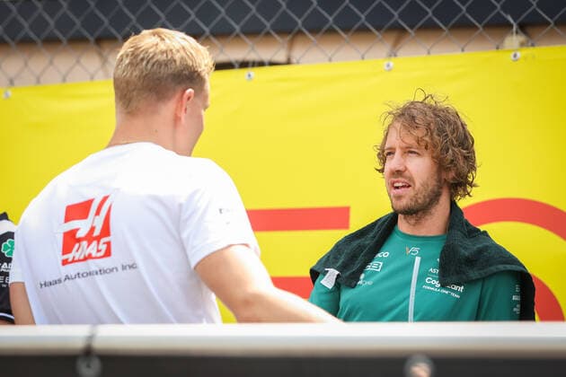 VETTEL Sebastian (ger), Aston Martin F1 Team AMR22, SCHUMACHER Mick (ger), Haas F1 Team VF-22 Ferrari, portrait during the Formula 1 Grand Prix de Monaco 2022, 7th round of the 2022 FIA Formula One World Championship, WM, Weltmeisterschaft on the Circuit de Monaco, from May 27 to 29, 2022 in Monte-Carlo, Monaco - F1 - MONACO GRAND PRIX 2022 - Race DPPI Panoramic 00122019_AV6_9981