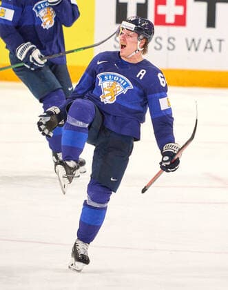 Mikael Granlund FIN Nr. 64 celebrates his goal, happy, laugh, celebration, 2-1 in the match FINLAND - CANADA IIHF Ice hockey, Eishockey World Championship, WM, Weltmeisterschaft final in Tampere, Finland, May 29, 2022, Season 2021 2022