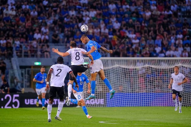 Gianluca Scamacca Italy, 9 in header duel with Leon Goretzka Germany, 8 , ITA, Italy vs Germany, Football, Uefa Nations League, Matchday 1, Season 2022, 04 06 2022, ITA, Italy vs Germany, Football, Nations League, Matchday 1, Season 2022, 04 06 2022 Bologna. Copyright: xEibner-Pressefotox EP_EER
