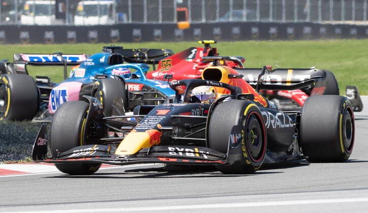 June 19, 2022, Montreal, PQ, Canada: Red Bull Racing Max Verstappen, of the Netherlands, leads AlpineöÄÃ s Fernando Alonso, of Spain, and Scuderia Ferrari Carlos Sainz, of Spain, through the first turn at the start of the Canadian Grand Prix Sunday, June 19, 2022 in Montreal. Max Verstappen, Fernando Alonso, Carlos Sainz, - ZUMAc35_ 20220619_zaf_c35_022 Copyright: xGrahamxHughesx