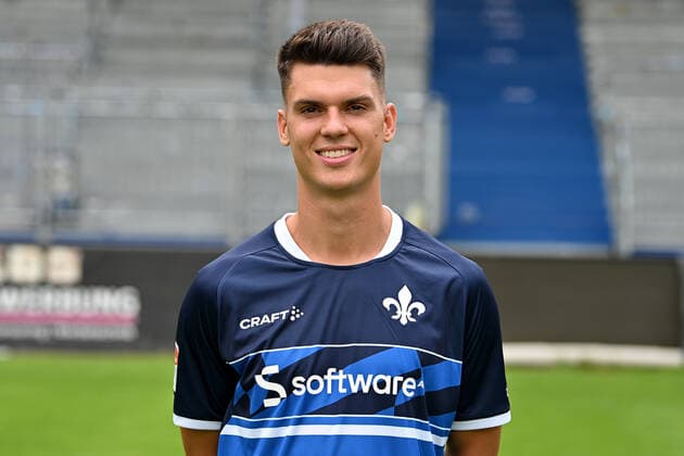 29 06 2022, xfux, football 2 Bundesliga, SV Darmstadt 98 photo appointment porträttermin 2022 23 xptt, emonline, emspor, v l Mathias Honsak, SV Darmstadt 98, 2 BL, porträttermin 2022 2023, zautz DFL DFB REGULATES PROHIBIT ANY USE OF PHOTOGRAPHS as IMAGE SEQUENCES and or QUASI VIDEO Darmstadt