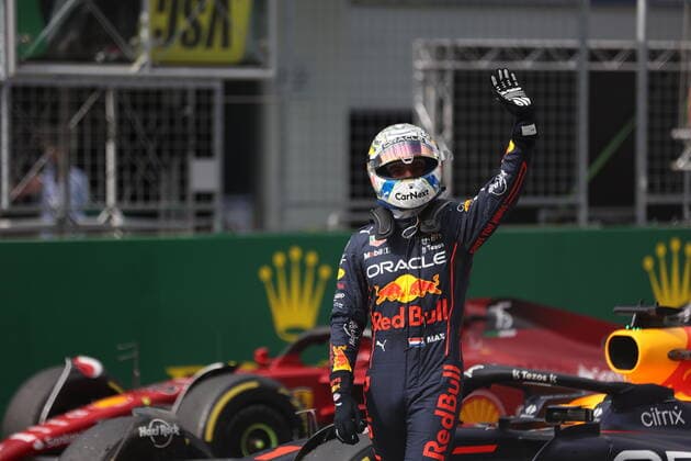 VERSTAPPEN Max (ned), Red Bull Racing RB18, portrait, winner Sprint race during the Formula 1 Rolex Grosser Preis Von Osterreich 2022, 2022 Austrian Grand Prix, 11th round of the 2022 FIA Formula One World Championship, WM, Weltmeisterschaft from July 8 to 10, 2022 on the Red Bull Ring, in Spielberg, Austria - F1 - AUSTRIAN GRAND PRIX 2022 DPPI Panoramic AV6_6971