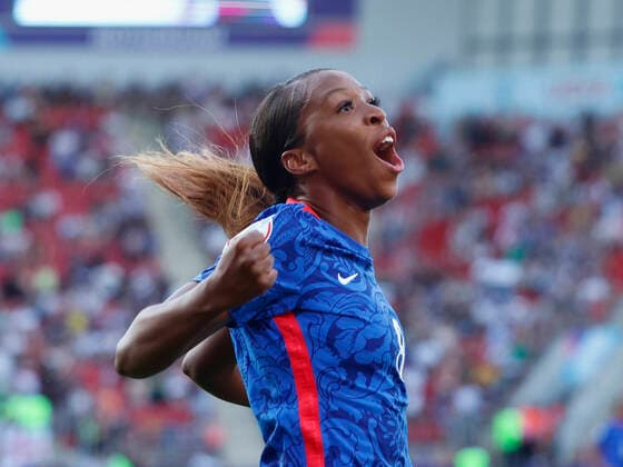 10 07 2022, Football, UEFA Womens EURO 2022, France Italy, GB, Rotherham, New York Stadium Picture from left Goalkeeper Grace Geyoro 8 France , cheering after her goal for 1 0, cheering, cheering, cheering, emotions Copyright: HMBxMedia xHeikoxBecker