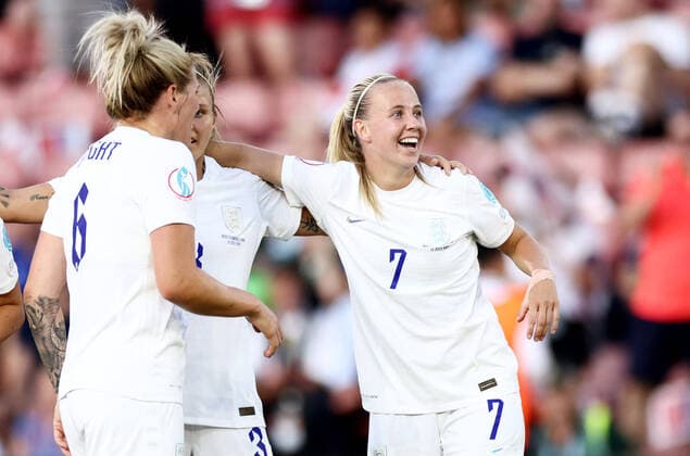 Mandatory Credit: Photo by James Marsh Shutterstock (13031428ah) Beth Mead of England celebrates scoring her sides second goal. Northern Ireland v England, Womens UEFA European Championship, EM, Europameisterschaft Group A, Football, St Mary s Stadium , Southampton, UK - 15 Jul 2022 Northern Ireland v England, Womens UEFA European Championship, Group A, Football, St Mary s Stadium , Southampton, UK - 15 Jul 2022 Copyright: xJamesxMarsh Shutterstockx 13031428ah