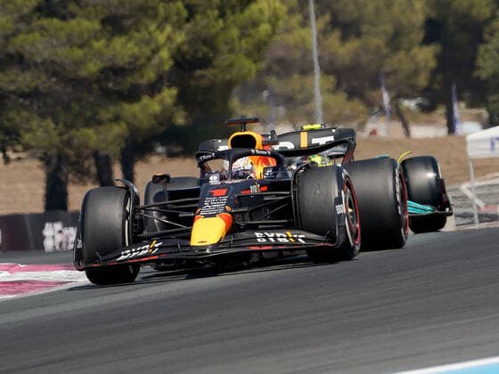 July 24, 2022, France: 24.07.2022, Circuit Paul Ricard, Le Castellet, FORMULA 1 LENOVO GRAND PRIX DE FRANCE 2022& xA; , im Bild& xA;Max Verstappen (NEL), Oracle Red Bull Racing, Lewis Hamilton (GBR), Mercedes-AMG Petronas Formula One Team. Formula 1 Championship - FORMULA 1 LENOVO GRAND PRIX DE FRANCE 2022, , France - ZUMAl164 20220724_zsa_l164_147 Copyright: xHasanxBratic Avensimagesx