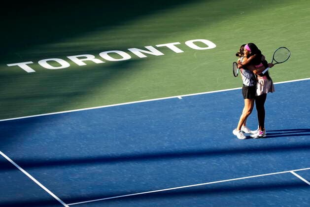 Sport Bilder des Tages August 14, 2022, TORONTO, ON, CANADA: Coco Gauff, right, and Jessica Pegula, of the United States, reacts after defeating Nicole Melichar-Martinez, of the United States and Ellen Perez, of Australia, during the National Bank Open double finals tennis tournament in Toronto on Sunday, August 14, 2022. Canada News - August 14, 2022 - ZUMAc35_ 20220814_zaf_c35_150 Copyright: xNathanxDenettex