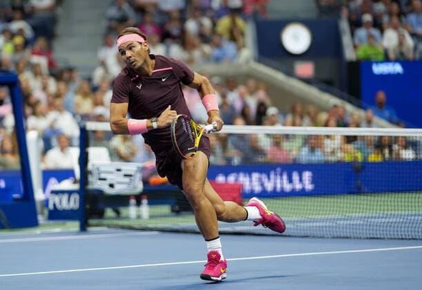 Mandatory Credit: Photo by Dave Shopland Shutterstock (13357856ed) Rafael Nadal from Spain in 2nd round action chases down a lob US Open Championships 2022, Day Four, USTA National Tennis Center, Flushing Meadows, New York, USA - 01 Sep 2022 US Open Championships 2022, Day Four, USTA National Tennis Center, Flushing Meadows, New York, USA - 01 Sep 2022 Copyright: xDavexShopland Shutterstockx 13357856ed