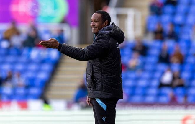 Mandatory Credit: Photo by JASONPIX Shutterstock (13434043u) Paul Ince, manager of Reading FC Reading FC v Huddersfield Town - EFL Sky Bet Championship 22 23, Football, Select Car Leasing Stadium, Reading, Berkshire, UK. 1 OCT 2022 EDITORIAL USE ONLY No use with unauthorised audio, video, data, fixture lists (outside the EU), club league logos or live services. Online in-match use limited to 45 images (+15 in extra time). No use to emulate moving images. No use in betting, games or single club league player publications services. Reading FC v Huddersfield Town - EFL Sky Bet Championship 22 23, Football, Select Car Leasing Stadium, Reading, Berkshire, UK. 1 OCT 2022 EDITORIAL USE ONLY No use with unauthorised audio, video, data, fixture lists (outside the EU), club league logos or live services. Online in-match use limited to 45 images (+15 in extra time). No use to emulate moving images. No use in betting, games or Copyright: xJASONPIX Shutterstockx 13434043u