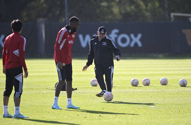 Football, men, season 2022 2023, Europa League, 1 FC Union Berlin, final training before the Europa League match 1 FC Union Berlin Malmö FF, in the picture f l Genki Haraguchi 1 FC Union Berlin , Jordan Siebatcheu 1 FC Union Berlin , coach Urs Fischer 1 FC Union , 12 10 2022, Copyright: xMatthiasxKochx
