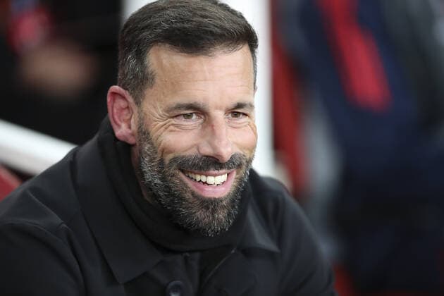 Mandatory Credit: Photo by Matt Impey Shutterstock (13481894q) Ruud van Nistelrooy the PSV Eindhoven manager Arsenal v PSV Eindhoven, Football, UEFA Europa League, Emirates Stadium, Islington, London, UK - 20 10 2022 Editorial use only Arsenal v PSV Eindhoven, Football, UEFA Europa League, Emirates Stadium, Islington, London, UK - 20 10 2022 Editorial use only Copyright: xMattxImpey Shutterstockx 13481894q
