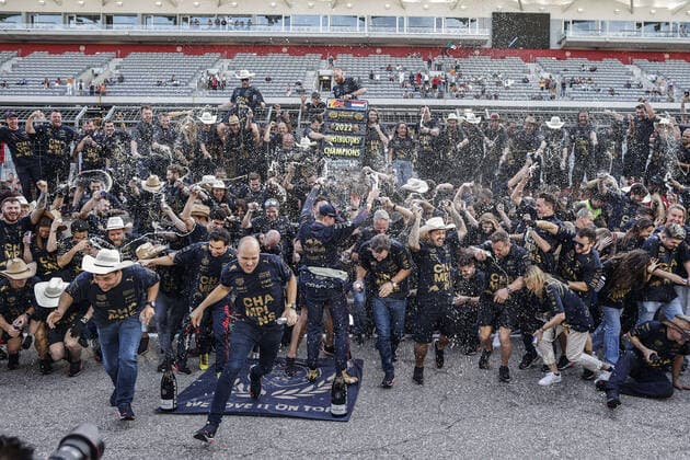 2022 Constructor Champions celebrations victory VERSTAPPEN Max (ned), Red Bull Racing RB18, portrait HORNER Christian (gbr), Team Principal of Red Bull Racing, portrait PEREZ Sergio (mex), Red Bull Racing RB18, portrait MARKO Helmut (aut), Drivers™ Manager of Red Bull Racing, portrait NEWEY Adrian (gbr), Chief Technical Officer of Red Bull Racing, portrait during the Formula 1 Aramco United States Grand Prix 2022, 19th round of the 2022 FIA Formula One World Championship, WM, Weltmeisterschaft from October 21 to 23, 2022 on the Circuit of the Americas, in Austin, Texas - F1 - UNITED STATES GRAND PRIX 2022 - RACE DPPI Panoramic 00122044__R5_9504