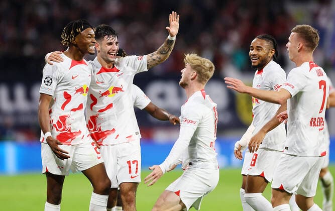 RB Leipzig Real Madrid 25 10 2022 Leipzig, 25 10 2022, Red Bull Arena, UEFA Champions League, Gr F, Matchday 5 , RB Leipzig GER vs Real Madrid ESP 3 2 2 1 , Goal for Leipzig to 3 1 In the picture goal celebration v l Mohamed Simakan 2, RB Leipzig , Dominik Szoboszlai 17, RB Leipzig , goal scorer Timo Werner 11, RB Leipzig , Christopher Nkunku 18, RB Leipzig and Dani Olmo 7, RB Leipzig , Picture Point