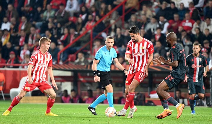 Football, Men, Season 2022 2023, Europa League Group D, Matchday 5 1 FC Union Berlin SC Sporting Braga 1 0 , v l Andras Schäfer 1 FC Union , referee Craig Pawson ENG , Rani Khedira 1 FC Union Berlin , Al Musrati SC Sporting Braga , 27 10 2022, Copyright: xMatthiasxKochx