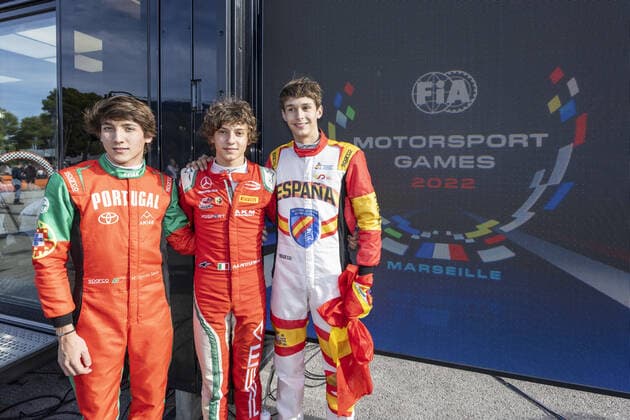 ESPIRITO SANTO Manuel (prt), F4, portrait , KIMI ANTONELLI Andrea (ita), F4, portrait, DEL PINO VENTOS Bruno (spa), F4, during the FIA Motorsport Games, on the Circuit Paul Ricard from October 27 to 30, 2022 in Le Castellet, France - AUTO - FIA MOTORSPORT GAMES 2022 DPPI Panoramic 07222032_5MDM7237