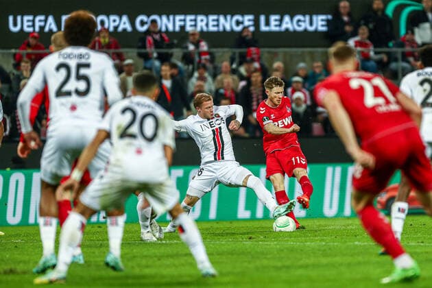 Melvin Bard OGC Nice Nice, 26 in a duel against Florian Kainz FC Köln Koeln, 11 , GER, FC Köln Koeln vs OGC Nice Nice, UEFA Conference League 2022 23, group stage, group D, matchday 6, 03 11 2022, GER, FC Köln Koeln vs OGC Nice Nice, UEFA Conference League 2022 23, group stage, group D, matchday 6, 03 11 2022, Photo Eibner Pressefoto Gabriel Boia Köln Koeln Copyright: xEibner-Pressefoto GabrielxBoiax EP_EER