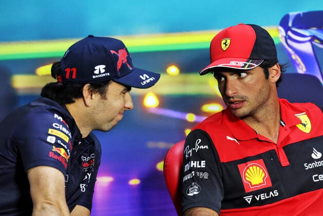 SAINZ Carlos (spa), Scuderia Ferrari F1-75, portrait PEREZ Sergio (mex), Red Bull Racing RB18, portrait conference de presse, press conference, PK, Pressekonferenz during the Formula 1 Heineken Grande Premio de Sao Paulo 2022, Sao Paulo Grand Prix Grand Prix 2022, 21st round of the 2022 FIA Formula One World Championship, WM, Weltmeisterschaft from November 11 to 13, 2022 on the Interlagos Circuit, in Sao Paulo, Brazil - F1 - SAO PAULO GRAND PRIX 2022 DPPI Panoramic BRAZIL_FIA_PRESS_CONF_THU_11
