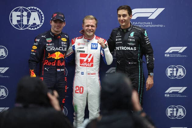VERSTAPPEN Max (ned), Red Bull Racing RB18, portrait MAGNUSSEN Kevin (den), Haas F1 Team VF-22 Ferrari, portrait RUSSELL George (gbr), Mercedes AMG F1 Team W13, portrait during the Formula 1 Heineken Grande Premio de Sao Paulo 2022, Sao Paulo Grand Prix Grand Prix 2022, 21st round of the 2022 FIA Formula One World Championship, WM, Weltmeisterschaft from November 11 to 13, 2022 on the Interlagos Circuit, in Sao Paulo, Brazil - F1 - SAO PAULO GRAND PRIX 2022 DPPI Panoramic G00D3622 copie