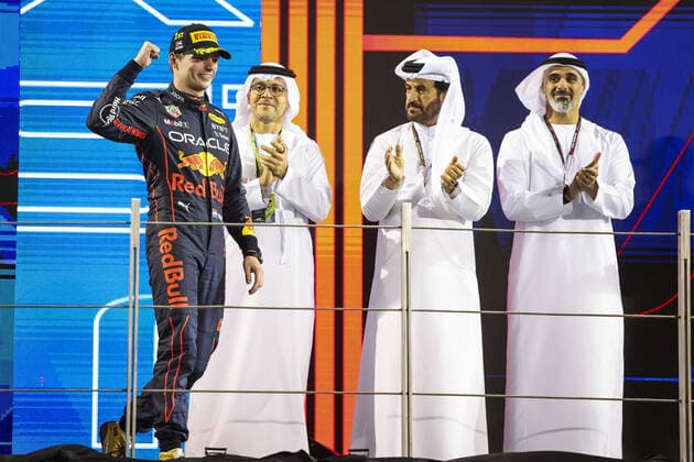Podium, VERSTAPPEN Max (ned), Red Bull Racing RB18, BEN SULAYEM Mohammed (uae), President of the FIA, portrait during the Formula 1 Etihad Airways Abu Dhabi Grand Prix 2022, 22nd round of the 2022 FIA Formula One World Championship, WM, Weltmeisterschaft from November 18 to 20, 2022 on the Yas Marina Circuit, in Yas Island, Abu Dhabi - F1 - ABU DHABI GRAND PRIX 2022 - RACE DPPI Panoramic 00122050_GOOD0706.JPG