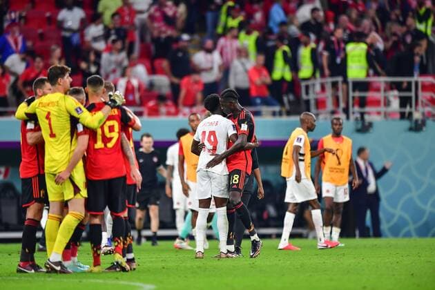 RECORD DATE NOT STATED FIFA World Cup, WM, Weltmeisterschaft, Fussball Qatar 2022 Belgium 1-0 Canada (L-R), Alphonso Davies of Canada and Amadou Onana of Belgium during the game Belgium vs Canada, Corresponding to Group F of the FIFA World Cup Qatar 2022, at Ahmad bin Ali Stadium, Al-Rayyan, November 23, 2022. <br><br> (I-D), Alphonso Davies de Canada y Amadou Onana de Belgica durante el partido Belgica vs Canada, correspondiente al Grupo F de la Copa Mundial de la FIFA Qatar 2022, en el Estadio Ahmad bin Ali, Al-Rayyan, 23 de noviembre de 2022. AL RAYYAN DOHA QATAR Copyright: xIsaacxOrtizx 20221123_8570