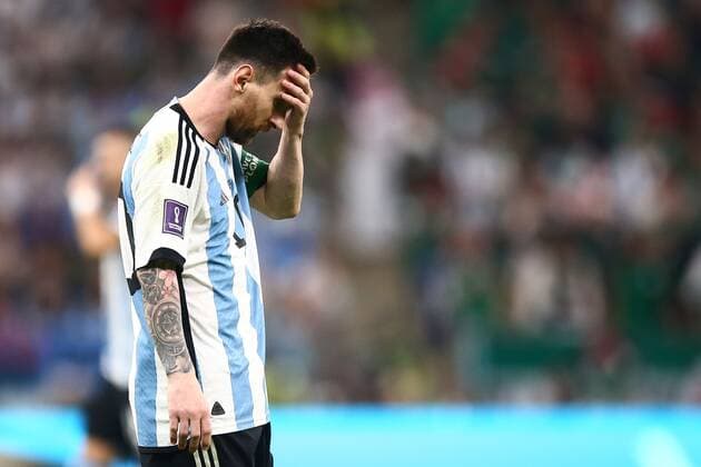 Mandatory Credit: Photo by Michael Zemanek Shutterstock (13634795bx) Lionel Messi of Argentina Argentina v Mexico, FIFA World Cup, WM, Weltmeisterschaft, Fussball 2022, Group C, Football, Lusail Stadium, Al Daayen, Qatar - 26 Nov 2022 Editorial Use Only Argentina v Mexico, FIFA World Cup 2022, Group C, Football, Lusail Stadium, Al Daayen, Qatar - 26 Nov 2022 Editorial Use Only Copyright: xMichaelxZemanek Shutterstockx 13634795bx