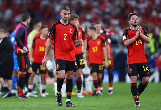 Doha, Qatar, 27th November 2022. Toby Alderweireld of Belgium and Dries Mertens of Belgium dejected during the FIFA World Cup, WM, Weltmeisterschaft, Fussball 2022 match at Al Thumama Stadium, Doha. Picture credit should read: David Klein Sportimage EDITORIAL USE ONLY. No use with unauthorised audio, video, data, fixture lists, club league logos or live services. Online in-match use limited to 120 images, no video emulation. No use in betting, games or single club league player publications. SPI-2067-0142