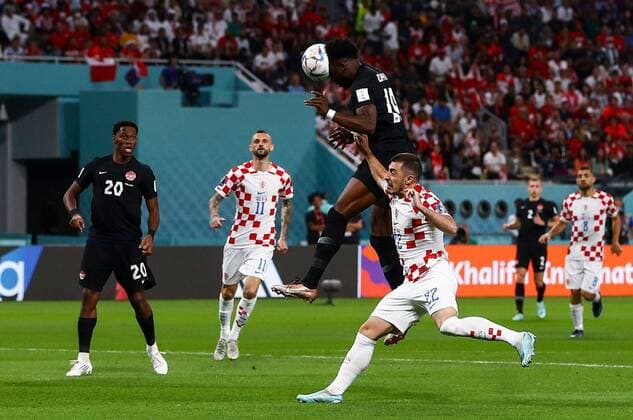Mandatory Credit: Photo by Kieran McManus Shutterstock (13634907w) Alphonso Davies of Canada scores 0-1 Croatia v Canada, FIFA World Cup, WM, Weltmeisterschaft, Fussball 2022, Group F, Football, Khalifa International Stadium, Ar-Rayyan, Qatar - 27 Nov 2022 Editorial Use Only Croatia v Canada, FIFA World Cup 2022, Group F, Football, Khalifa International Stadium, Ar-Rayyan, Qatar - 27 Nov 2022 Editorial Use Only Copyright: xKieranxMcManus Shutterstockx 13634907w