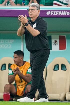 Mandatory Credit: Photo by Dave Shopland Shutterstock (13640353ax) Manager Gerardo Martino of Mexico Saudi Arabia v Mexico, FIFA World Cup, WM, Weltmeisterschaft, Fussball 2022, Group C, Football, Lusail Stadium, Al Daayen, Qatar - 30 Nov 2022 Editorial Use Only Saudi Arabia v Mexico, FIFA World Cup 2022, Group C, Football, Lusail Stadium, Al Daayen, Qatar - 30 Nov 2022 Editorial Use Only Copyright: xDavexShopland Shutterstockx 13640353ax