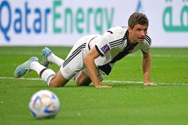 Thomas MUELLER GER is lying on the lawn, disappointment, frustration, frustrated, dejected, action, single action, single image, cutout, whole body shot, whole figure Costa Rica CRC Germany GER 2 4 Group Stage Group E, Game 44 on 01 12 2022, Al Bayt Stadium Football World Cup 2022 in Qatar from 20 11 18 12 2022