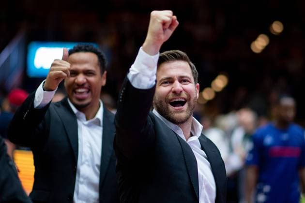 Josh King MHP Riesen Ludwigsburg, head coach , David McCray MHP Riesen Ludwigsburg, co-coach rejoice over victory and entry into Final Four, GER, HAKRO Merlins Crailsheim vs MHP Riesen Ludwigsburg, Basketball Magenta BBL Pokal, quarterfinals, season 2022 2023, 03 12 2022 GER, HAKRO Merlins Crailsheim vs MHP Riesen Ludwigsburg, Basketball Magenta BBL Pokal, quarterfinals, season 2022 2023, 03 12 2022 Ilshofen Copyright: xEibner Memmlerx EP_MMR