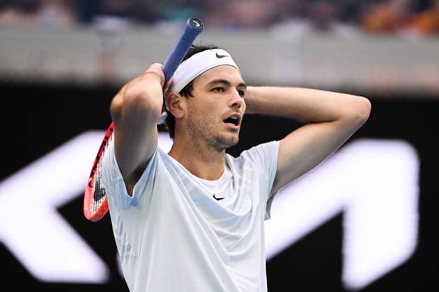 Mandatory Credit: Photo by James Gouley Shutterstock (13716770cn) Taylor Fritz looks dejected during his second round match Australian Open, Day Four, Tennis, Melbourne Park, Melbourne, Australia - 19 Jan 2023 Australian Open, Day Four, Tennis, Melbourne Park, Melbourne, Australia - 19 Jan 2023 Copyright: xJamesxGouley Shutterstockx 13716770cn
