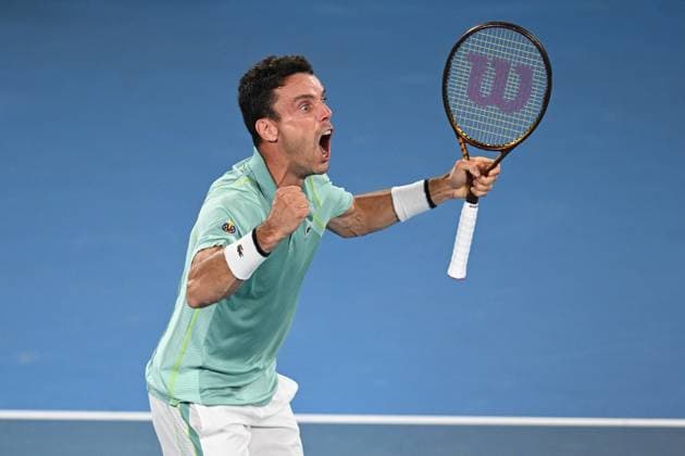 Mandatory Credit: Photo by James Gourley Shutterstock (13728737hj) Roberto Bautista Agut celebrates victory after winning his third round match Australian Open, Day Six, Tennis, Melbourne Park, Melbourne, Australia - 21 Jan 2023 Australian Open, Day Six, Tennis, Melbourne Park, Melbourne, Australia - 21 Jan 2023 Copyright: xJamesxGourley Shutterstockx 13728737hj