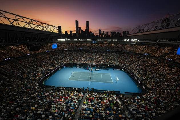 Mandatory Credit: Photo by James Gourley Shutterstock (13729780jm) The sunsets over Rod Laver Arena as Alex de Minaur plays Novak Djokovic during his fourth round match Australian Open, Day Eight, Tennis, Melbourne Park, Melbourne, Australia - 23 Jan 2023 Australian Open, Day Eight, Tennis, Melbourne Park, Melbourne, Australia - 23 Jan 2023 Copyright: xJamesxGourley Shutterstockx 13729780jm
