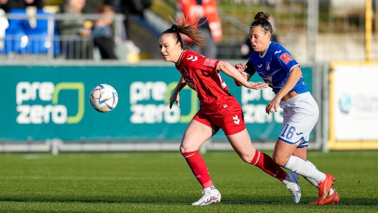 v li Weronika Zawistowska Cologne, 24 , Nicole Billa TSG, 16 , duel, duel scene, duel, tackle, tackling, dynamics, action, action, 12 02 2023, Sinsheim Hoffenheim Germany , football, Flyeralarm Frauen Bundesliga, TSG 1899 Hoffenheim 1 FC Köln, 12 02 2023, Sinsheim Hoffenheim Germany , Football, Flyeralarm Frauen Bundesliga, TSG 1899 Hoffenheim 1 FC Köln, DFB DFL REGULATES PROHIBIT ANY USE OF PHOTOGRAPHS AS IMAGE SEQUENCES AND OR QUASI VIDEO xozx