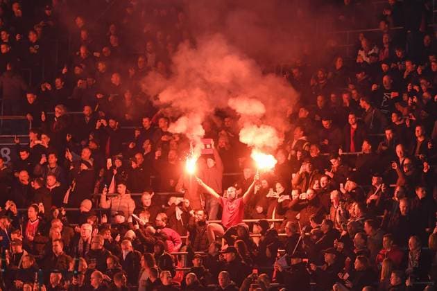 Football, men, season 2022 2023, Europa League Play Offs to the round of 16, first leg , Ajax Amsterdam 1 FC Union Berlin, The fans of Ajax Amsterdam zuenden Bengalos, Pyro, Pyrotechnics, Leuchtkoerper, Rauchbomben , 16 02 2023, Copyright: xMatthiasxKochx