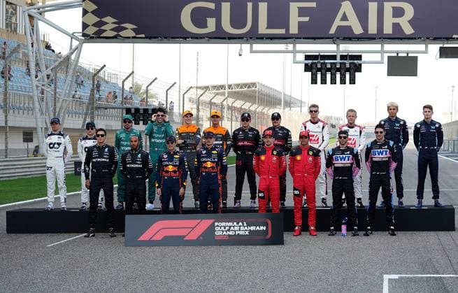 Formula 1 Gulf Air Bahrain Grand Prix 2023 05 03 2023, Bahrain International Circuit, Sakhir, Formula 1 Gulf Air Bahrain Grand Prix 2023 ,in picture class photo 2023, all Formula 1 drivers are ready for group photo Back row from left to right Nyck de Vries NLD , Scuderia AlphaTauri, Yuki Tsunoda JPN , Scuderia AlphaTauri, Fernando Alonso ESP , Aston Martin Aramco Cognizant Formula One Team, Lance Stroll CAN , Aston Martin Aramco Cognizant Formula One Team, Oscar Piastri AUS , McLaren F1 Team, Lando Norris GBR , McLaren F1 Team, Guanyu Zhou CHN , Alfa Romeo F1 Team Stake, Valtteri Bottas FIN , Alfa Romeo F1 Team Stake, Nico Hülkenberg DEU , Moneygram Haas F1 Team, Kevin Magnussen DNK , Moneygram Haas F1 Team, Alexander Albon GBR , Williams Racing, Logan Sargeant USA , Williams Racing Front row from left to right George Russell GBR , Mercedes AMG Petronas Formula One Team, Lewis Hamilton GBR , Mercedes AMG Petronas Formula One Team, Sergio Perez MEX , Oracle Red Bull Racing, Max Verstappen NLD , Oracle Red Bull Racing, Charles Leclerc MCO , Scuderia Ferrari, Carlos Sainz Jr ESP , Scuderia Ferrari, Pierre Gasly FRA , BWT Alpine F1 Team, Esteban Ocon FRA , BWT Alpine F1 Team nordphotoxGmbHx xBratic nph00250