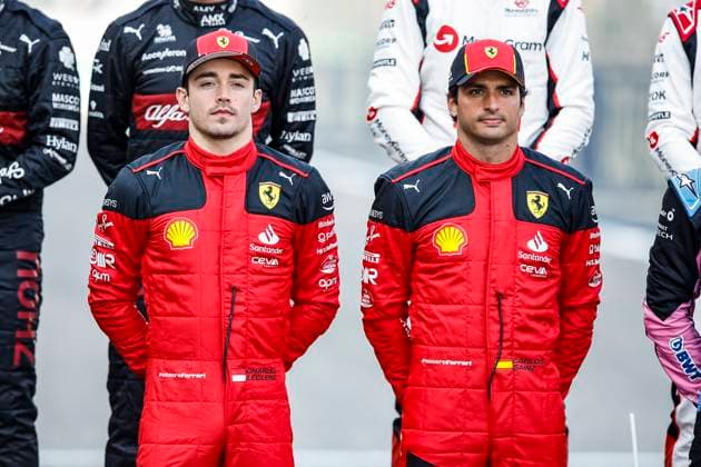 LECLERC Charles (mco), Scuderia Ferrari SF-23, portrait SAINZ Carlos (spa), Scuderia Ferrari SF-23, portrait during the Formula 1 Gulf Air Bahrain Grand Prix 2023, 1st round of the 2023 FIA Formula One World Championship, WM, Weltmeisterschaft from March 2 to 5, 2023 on the Bahrain International Circuit, in Sakhir, Bahrain - F1 - BAHRAIN GRAND PRIX 2023 - RACE DPPI Panoramic 03323001__R3_0376