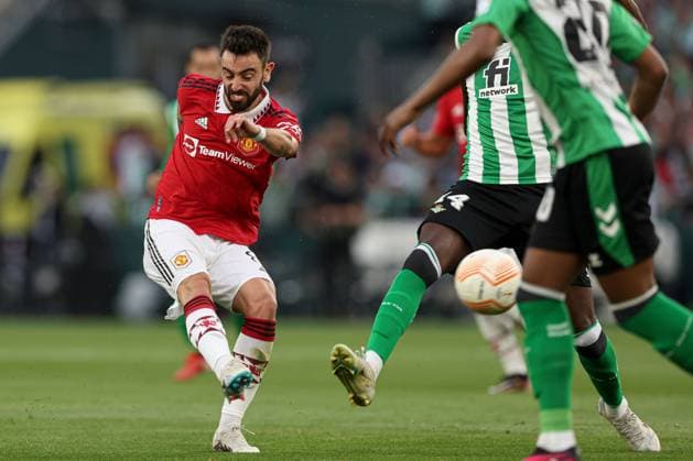 Mandatory Credit: Photo by Paul Currie Shutterstock (13820133ap) Bruno Fernandes of Manchester United, ManU shoots at goal Real Betis v Manchester United, UEFA Europa League, Round of 16, Second Leg, Football, Benito Villamarin Stadium, Seville, Spain - 16 Mar 2023 EDITORIAL USE ONLY No use with unauthorised audio, video, data, fixture lists, club league logos or live services. Online in-match use limited to 120 images, no video emulation. No use in betting, games or single club league player publications. Real Betis v Manchester United, UEFA Europa League, Round of 16, Second Leg, Football, Benito Villamarin Stadium, Seville, Spain - 16 Mar 2023 EDITORIAL USE ONLY No use with unauthorised audio, video, data, fixture lists, club league logos or live services. Online in-match use limited to 120 images, no video emulation. No use in betting, games or single club league player publications. Copyright: xPaulxCurrie Shutterstockx 13820133ap