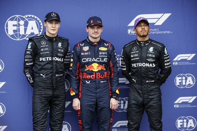 VERSTAPPEN Max (ned), Red Bull Racing RB19, portrait RUSSELL George (gbr), Mercedes AMG F1 Team W14, portrait HAMILTON Lewis (gbr), Mercedes AMG F1 Team W14, portrait pole position during the Formula 1 Rolex Australian Grand Prix 2023, 3rd round of the 2023 Formula One World Championship, WM, Weltmeisterschaft from March 31 to April 2, 2023 on the Albert Park Circuit, in Melbourne, Australia - F1 - AUSTRALIAN GRAND PRIX 2023 DPPI Panoramic 00122006__R3_0937