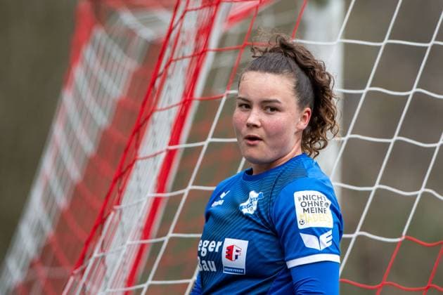 Amelie Bohnen (SC Sand, 05) aergert sich, GER, 1. FC Koeln U20 vs. SC Sand, Fussball Frauen 2. Bundesliga, 19. Spieltag, Spielzeit 2022 2023, 02.04.2023 GER, 1. FC Koeln U20 vs. SC Sand, Fussball Frauen 2. Bundesliga, 19. Spieltag, Spielzeit 2022 2023, 02.04.2023 Koeln Copyright: xEibner Memmlerx EP_MMR