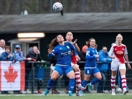 Buesra Kuru (SC Sand, 07) im Zweikampf, GER, 1. FC Koeln U20 vs. SC Sand, Fussball Frauen 2. Bundesliga, 19. Spieltag, Spielzeit 2022 2023, 02.04.2023 GER, 1. FC Koeln U20 vs. SC Sand, Fussball Frauen 2. Bundesliga, 19. Spieltag, Spielzeit 2022 2023, 02.04.2023 Koeln Copyright: xEibner Memmlerx EP_MMR