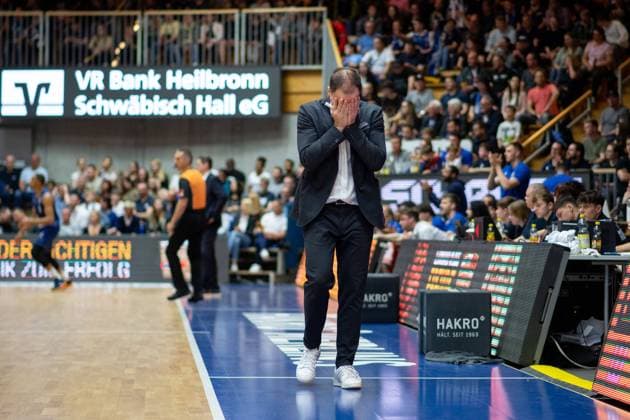 Nikola Markovic HAKRO Merlins Crailsheim, Coach , GER, HAKRO Merlins Crailsheim vs Fraport Skyliners Frankfurt, easycredit Basketball BBL Bundesliga, 33 Spieltag, Spielzeit 2022 2023, 05 05 2023 GER, HAKRO Merlins Crailsheim vs Fraport Skyliners Frankfurt, easycredit Basketball BBL Bundesliga, 33 Spieltag, Spielzeit 2022 2023, 05 05 2023 Ilshofen Copyright: xEibner Memmlerx EP_MMR