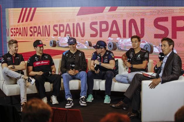 press conference, PK, Pressekonferenz HULKENBERG Nico (ger), Haas F1 Team VF-23 Ferrari, portrait ZHOU Guanyu (chi), Alfa Romeo F1 Team Stake C43, portrait OCON Esteban (fra), Alpine F1 Team A523, portrait VERSTAPPEN Max (ned), Red Bull Racing RB19, portrait RUSSELL George (gbr), Mercedes AMG F1 Team W14, portrait during the Formula 1 AWS Gran Premio de Espana 2023, 7th round of the 2023 Formula One World Championship, WM, Weltmeisterschaft from June 2 to 4, 2023 on the Circuit de Barcelona-Catalunya, in Montmelo, Spain - F1 - SPANISH GRAND PRIX 2023 DPPI Panoramic 00123014__R5_6491