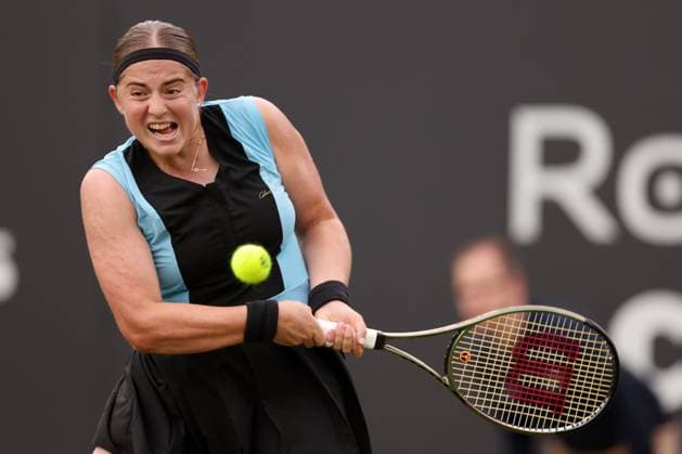 Sport Bilder des Tages Mandatory Credit: Photo by Ryan Browne Shutterstock (13975264r) Jelena Ostapenko of Latvia during her round of 32 game against Linda Noskova of the Czech Republic. Rothesay Classic, Day Two, Tennis, Edgbaston Priory Club, Birmingham, UK - 20 Jun 2023 Rothesay Classic, Day Two, Tennis, Edgbaston Priory Club, Birmingham, UK - 20 Jun 2023 Copyright: xRyanxBrowne Shutterstockx 13975264r