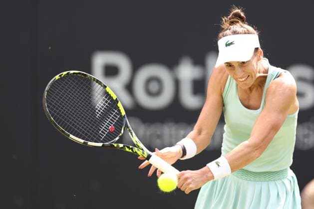 Mandatory Credit: Photo by Ryan Browne Shutterstock (13977103ay) Bernarda Pera of the USA. Rothesay Classic, Day Three, Tennis, Edgbaston Priory Club, Birmingham, UK - 21 Jun 2023 Rothesay Classic, Day Three, Tennis, Edgbaston Priory Club, Birmingham, UK - 21 Jun 2023 Copyright: xRyanxBrowne Shutterstockx 13977103ay