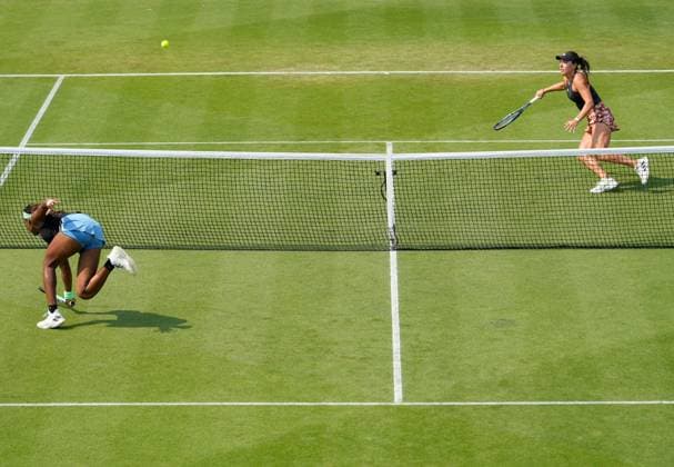 Mandatory Credit: Photo by Dave Shopland Shutterstock (13984800ah) USA s Coco Gauff and Jessica Pegula in Quarter final action Rothesay International Eastbourne, Tennis, Day Four, Devonshire Park, Eastbourne, UK - 29 Jun 2023 Rothesay International Eastbourne, Tennis, Day Four, Devonshire Park, Eastbourne, UK - 29 Jun 2023 Copyright: xDavexShopland Shutterstockx 13984800ah